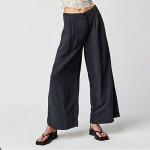 MOTHER Denim High Waisted Pouty Prep Ankle Pants Faded Black